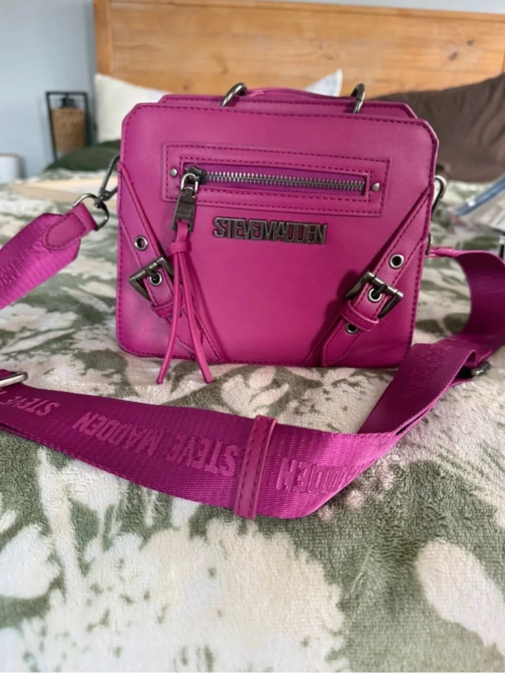 Steve Madden Hot Pink Crossbody Bag